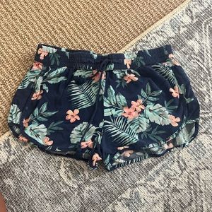 Blue floral girls shorts!